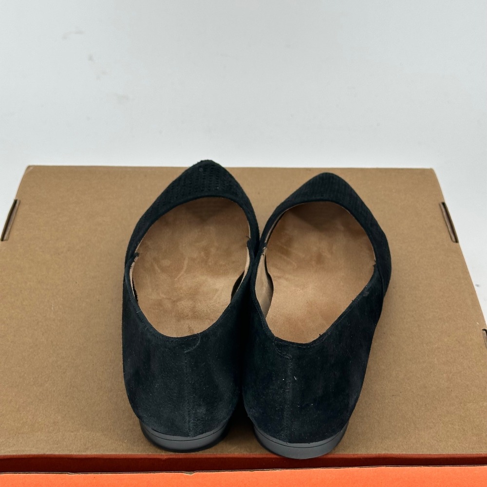 Vionic Posey Black Pointed Perforated Suede Cutout Flats Casual Chic 7.5 - Picture 3 of 8